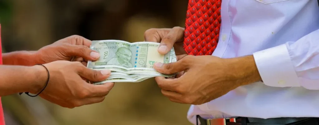 HiWiPay-vs-Payoneer-Fees-Settlement-Speed-Accounting-Sync-Secondary